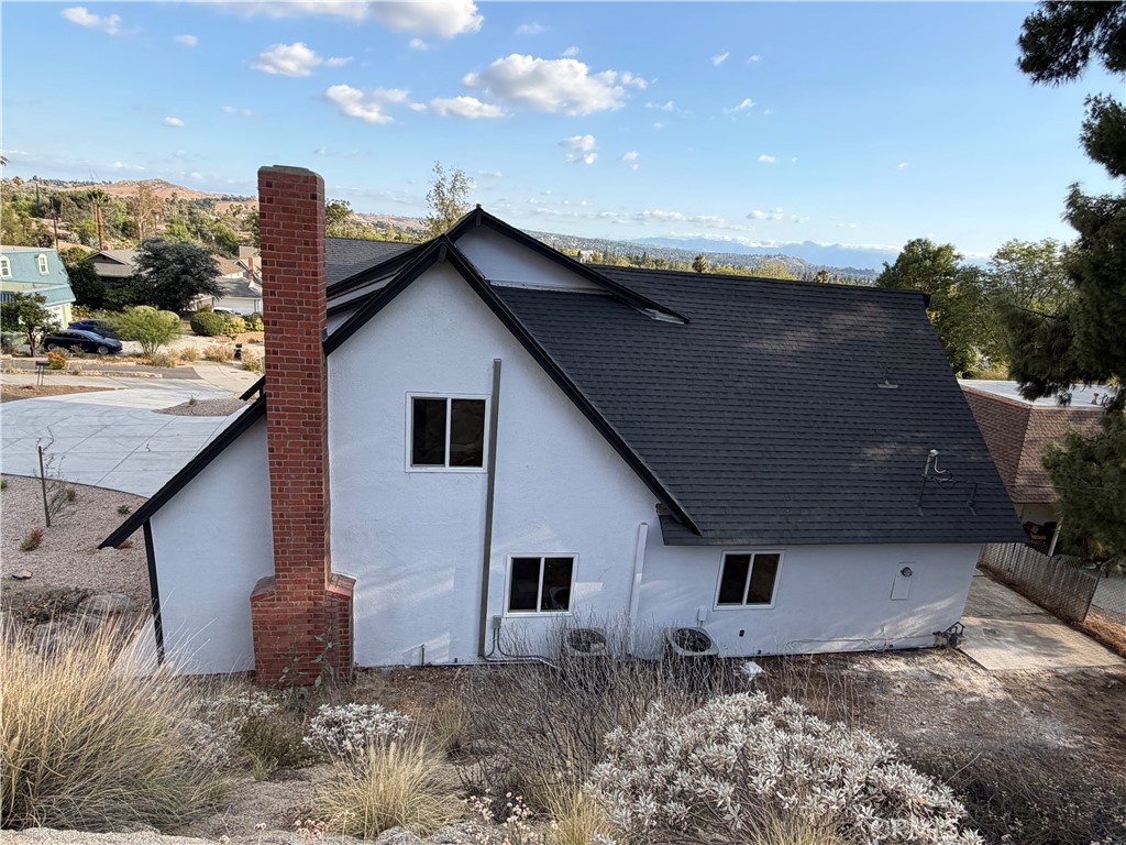 755 Huston Drive Riverside, CA 92507 - Photo 12 of 67