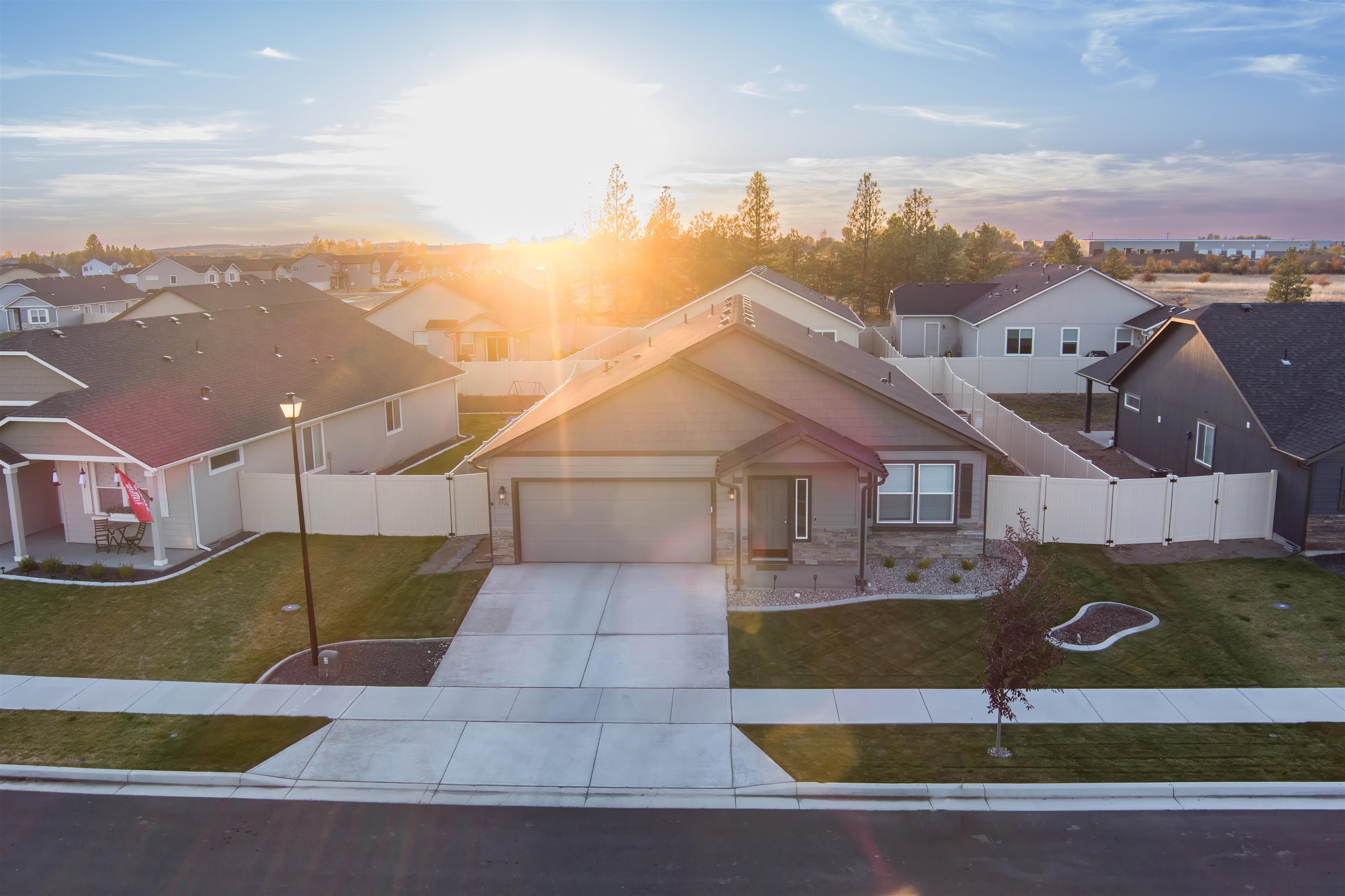 5516 South Sherri Lee Road Spokane, WA 99224 - Photo 2 of 36