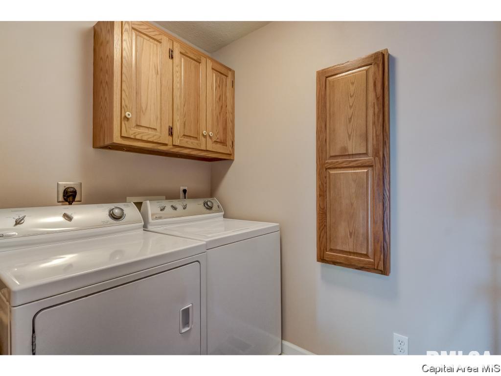 2822 Wordsworth Drive Springfield, IL 62711 - Photo 23 of 36