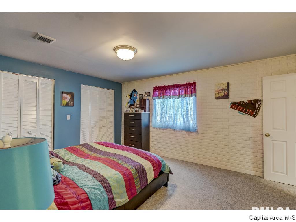 2822 Wordsworth Drive Springfield, IL 62711 - Photo 28 of 36