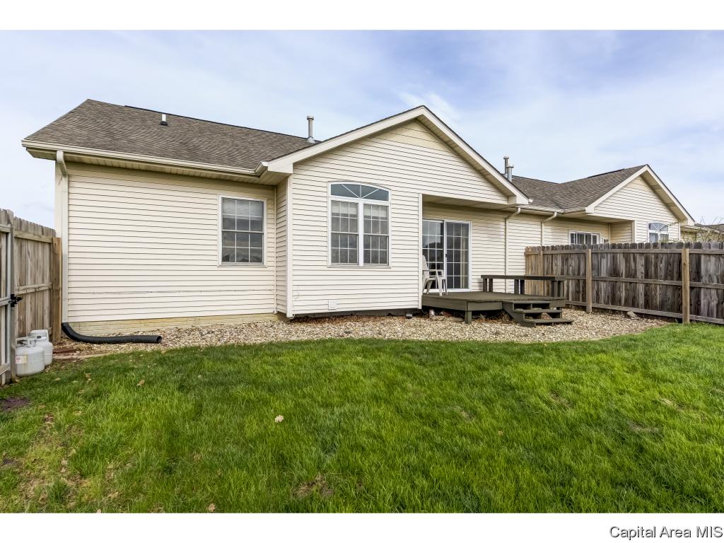 2822 Wordsworth Drive Springfield, IL 62711 - Photo 32 of 36