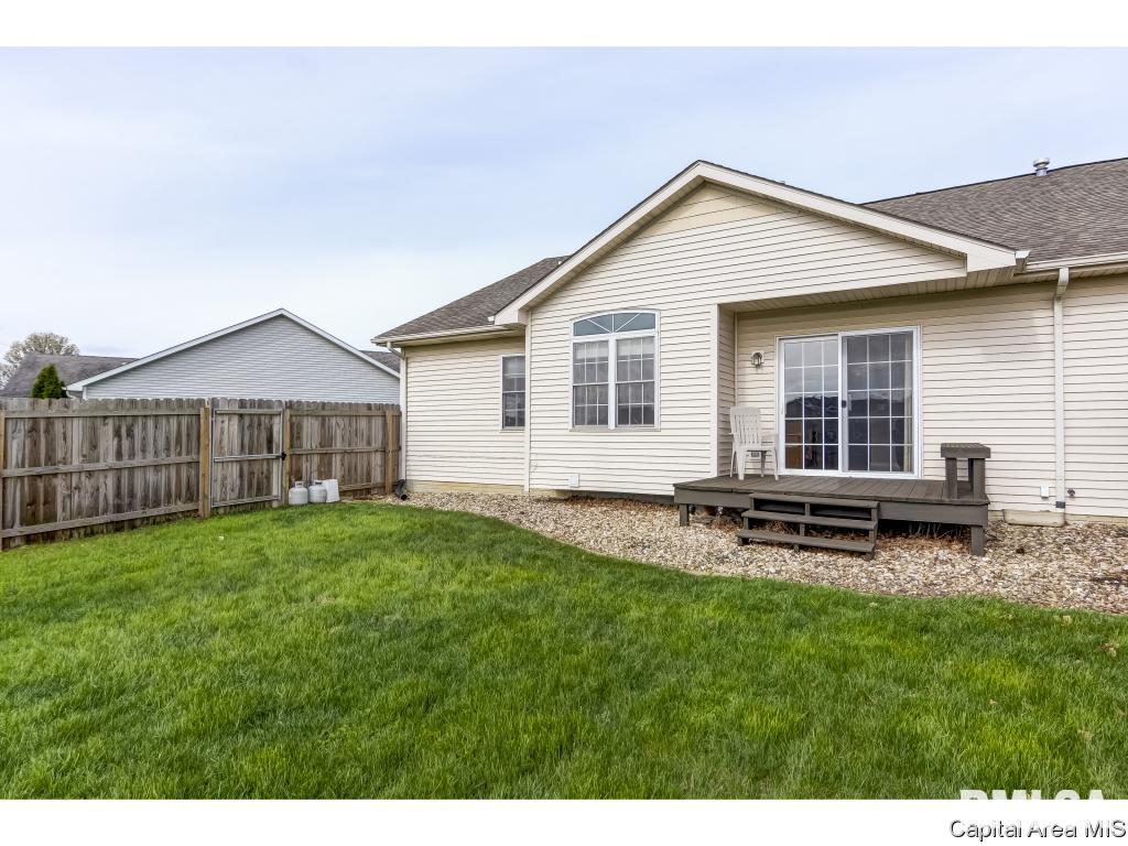 2822 Wordsworth Drive Springfield, IL 62711 - Photo 34 of 36