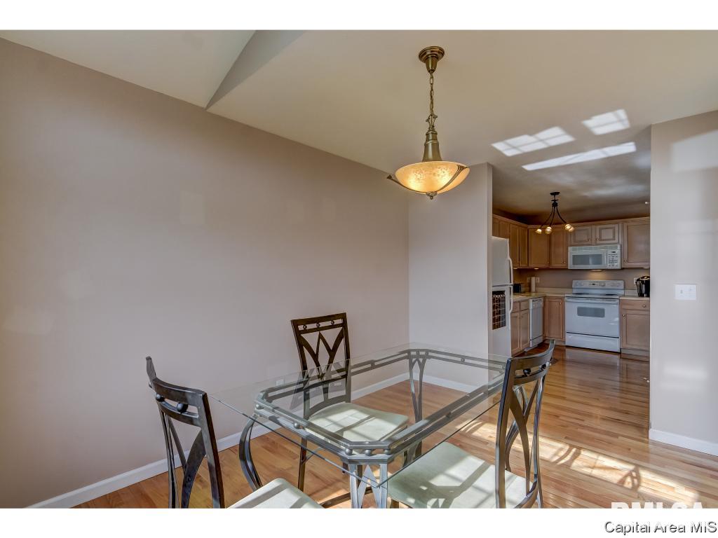 2822 Wordsworth Drive Springfield, IL 62711 - Photo 10 of 36