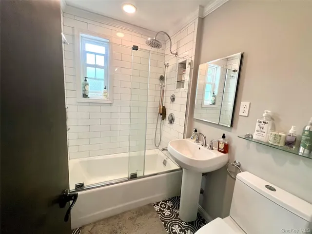 $398,888 | 224-33 Kingsbury Avenue, Unit B | Oakland Gardens