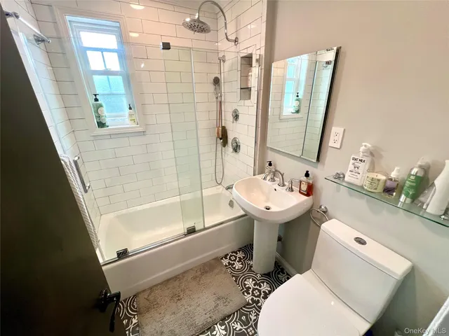 $398,888 | 224-33 Kingsbury Avenue, Unit B | Oakland Gardens