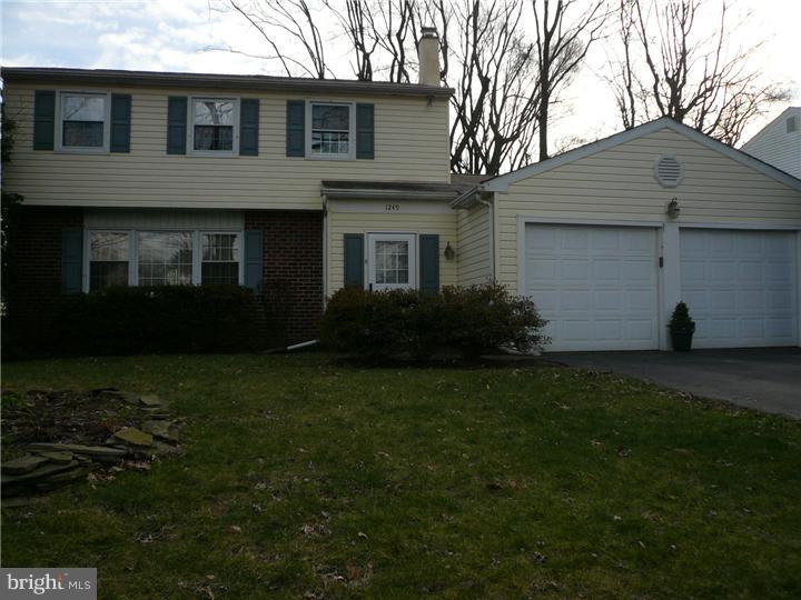 1249 Whitney Road Southampton, PA 18966 - Photo 2 of 18 Gallery Image 2