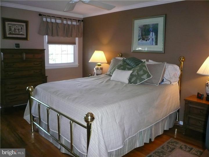 1249 Whitney Road Southampton, PA 18966 - Photo 11 of 18 Gallery Image 11
