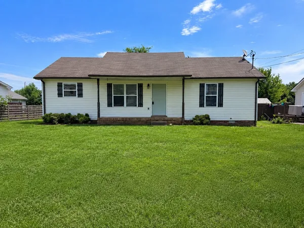 $1,295 | 1920 Timberline Circle, Oak Grove, KY 42262
