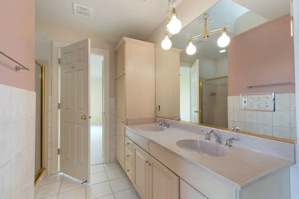 $755,000 | 10711 Bull Valley Drive, Woodstock, IL 60098