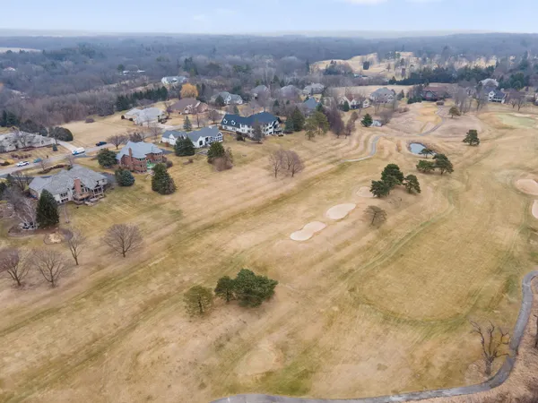 $749,900 | 10711 Bull Valley Drive, Woodstock, IL 60098