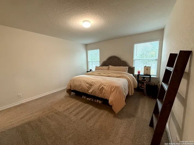 $1,800 | 219 Cuban Emerald, San Antonio, TX 78253