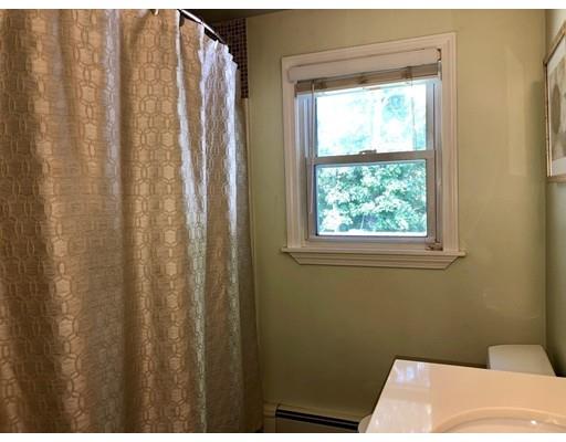 60 Claridge Road Worcester, MA 01606 - Photo 13 of 24 Gallery Image 13