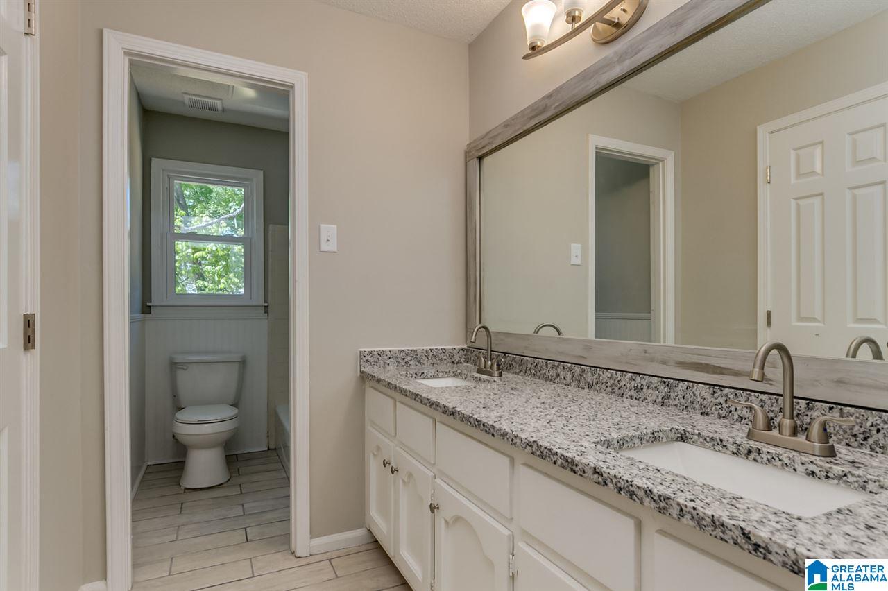 652 Crosscreek Trail Pelham, AL 35124 - Photo 22 of 44