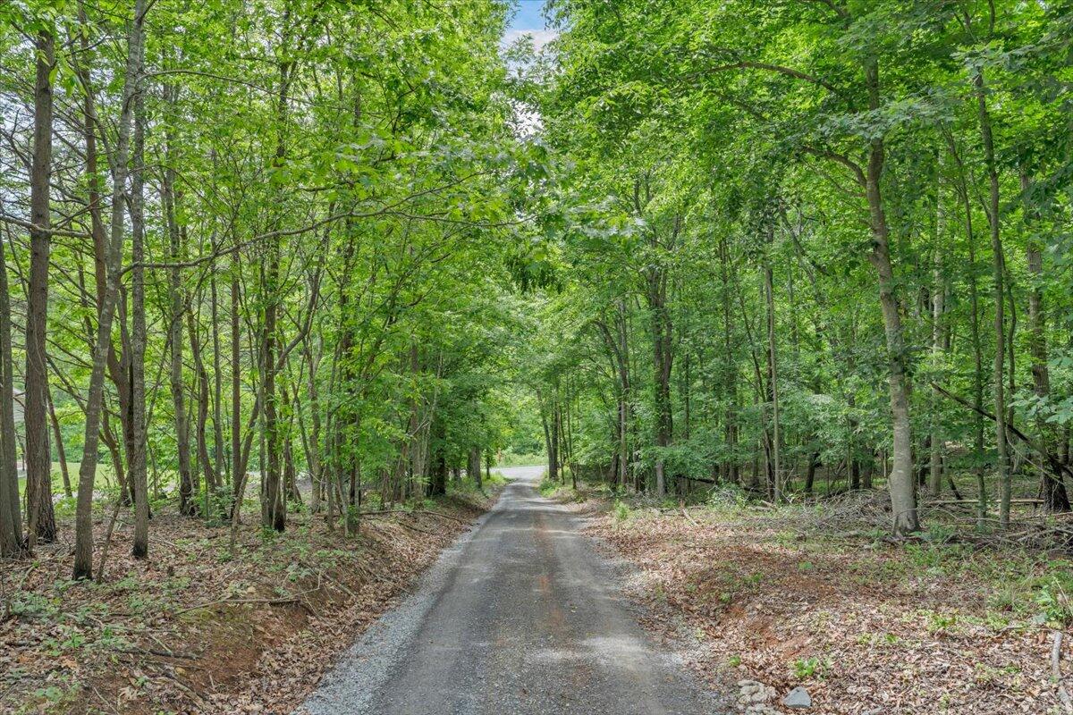 4218 Goose Dam Road Rocky Mount, VA 24151 - Photo 23 of 27 27-MIB00449-R5