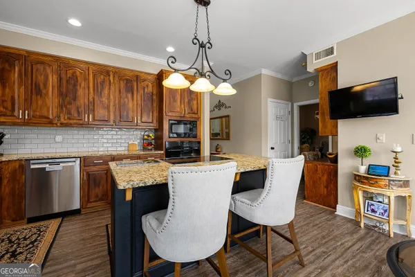 $490,000 | 102 Canterbury Drive, LaGrange, GA 30241