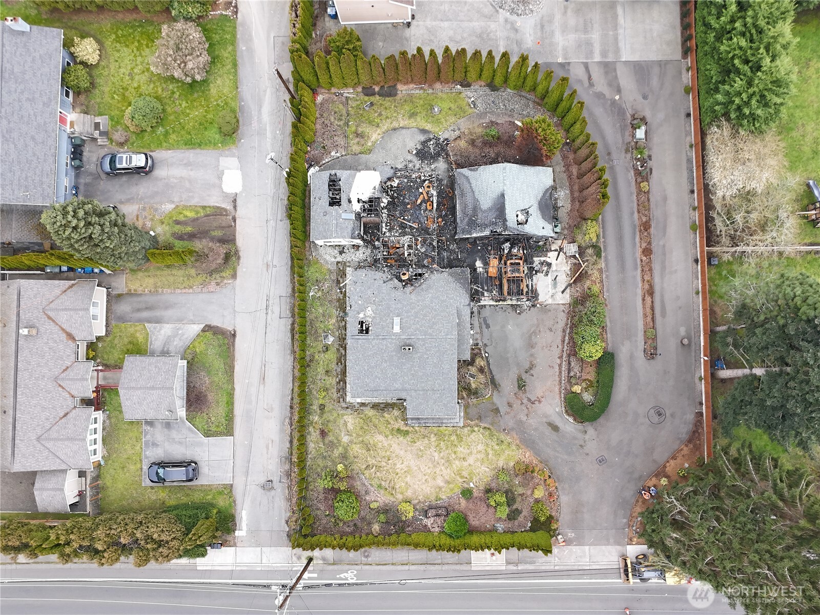 24005 76th Avenue West Edmonds, WA 98026 - Photo 3 of 10