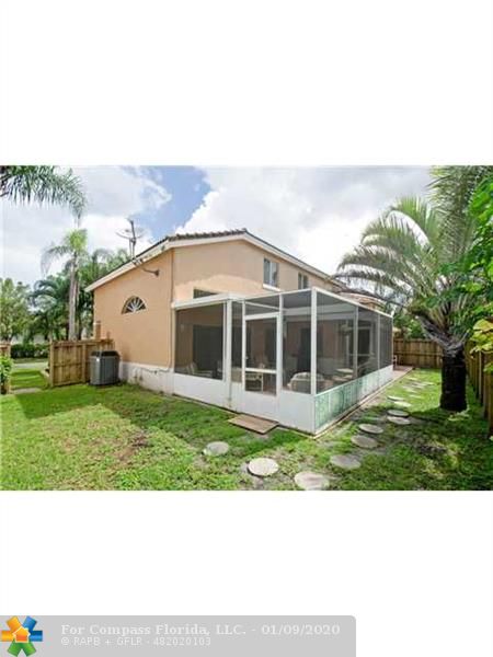 11218 Rhapsody Road Cooper City, FL 33026 - Photo 14 of 22 Exterior Back