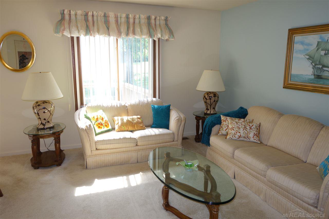 2151 Rochelle Park Drive Rochester Hills, MI 48309 - Photo 16 of 34