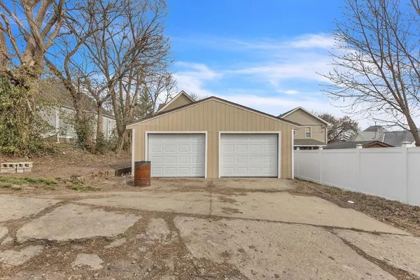 $212,500 | 2816 Lafayette Street, St. Joseph, MO 64507