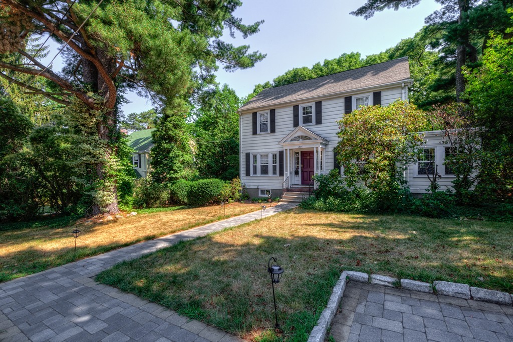 2075 Beacon Street Newton, MA 02462 - Photo 1 of 30