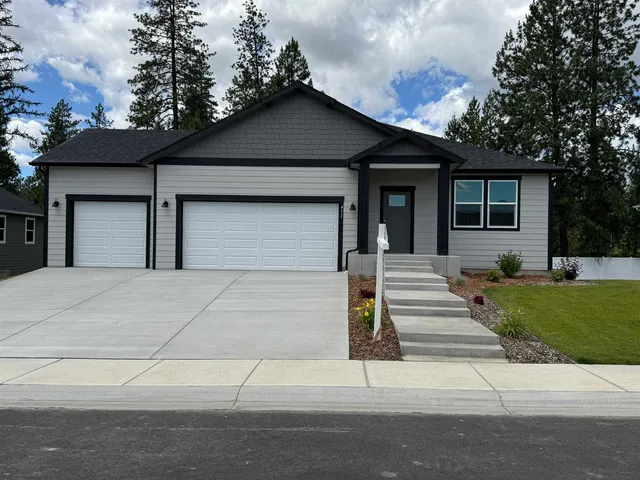 $562,900 | 411 Arcadia Avenue, Deer Park, WA 99006