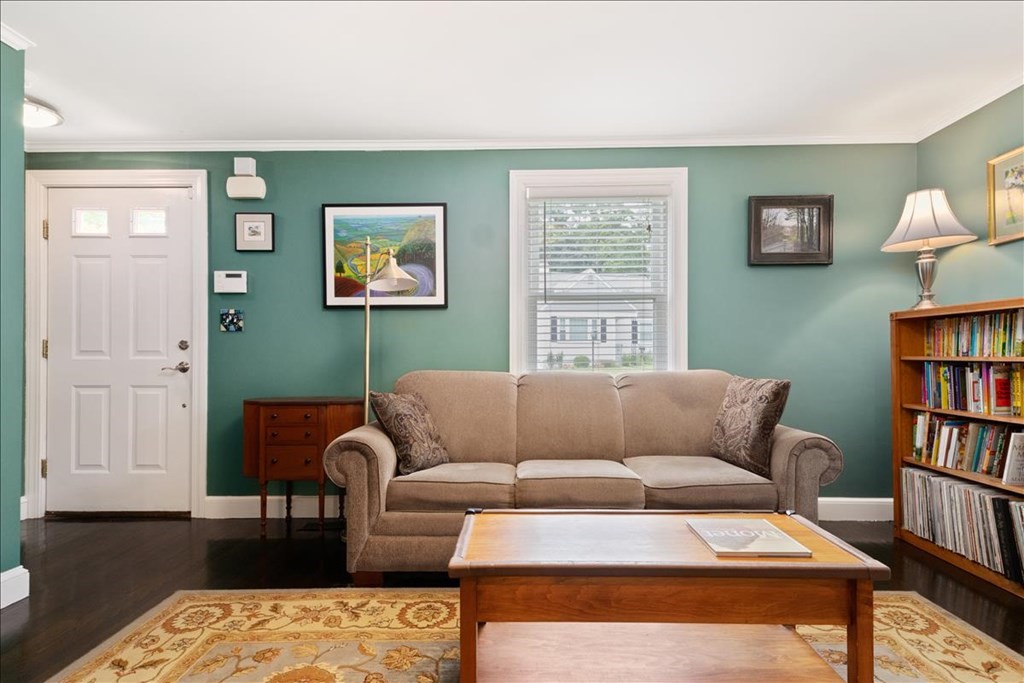 36 Calvert Road East Walpole, MA 02032 - Photo 8 of 42