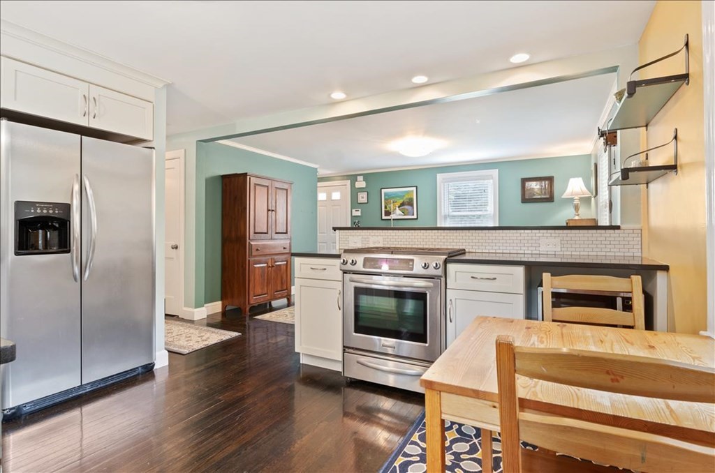 36 Calvert Road East Walpole, MA 02032 - Photo 10 of 42
