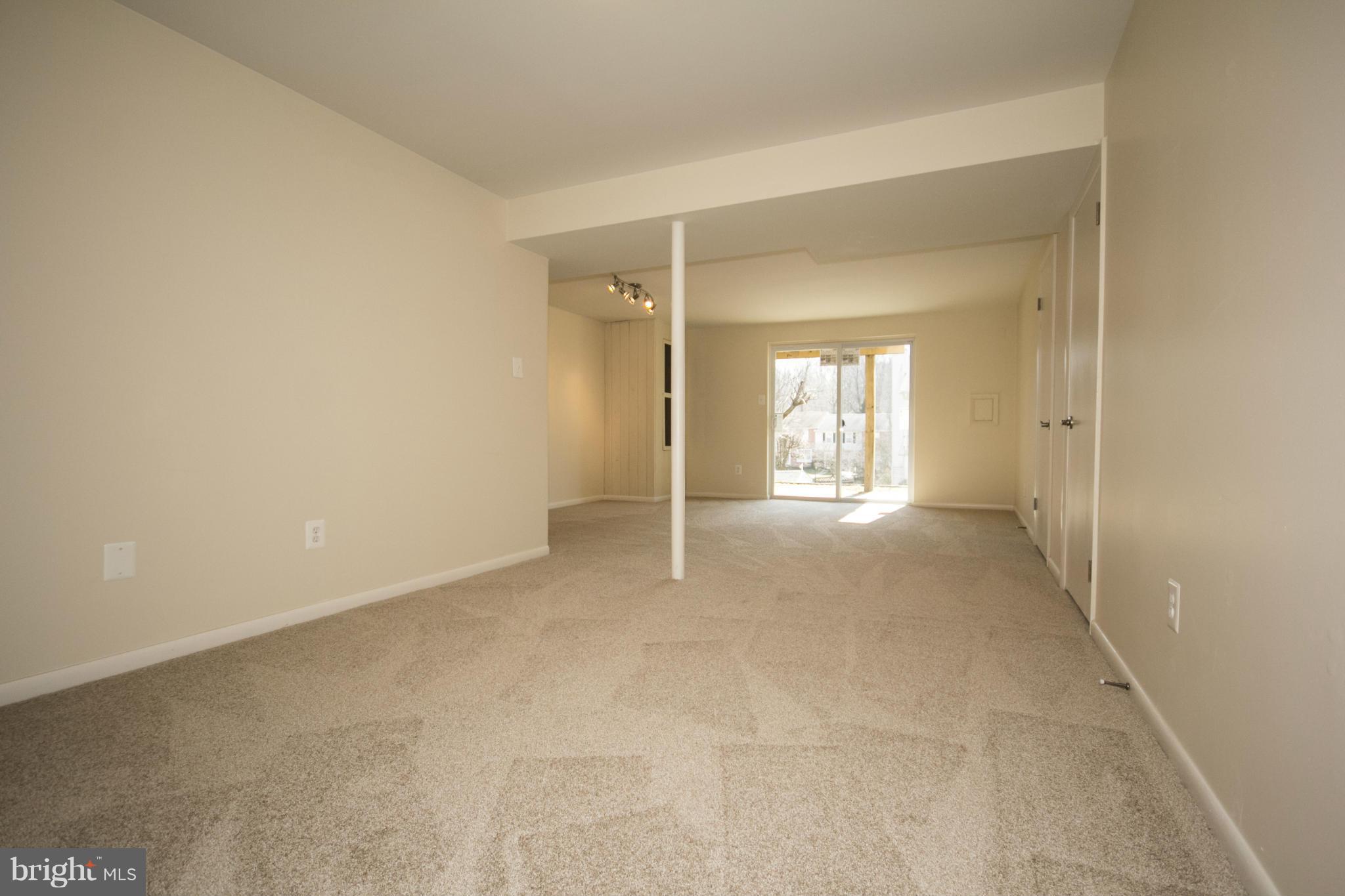 9921 Maidbrook Road Baltimore, MD 21234 - Photo 13 of 26 Family Room