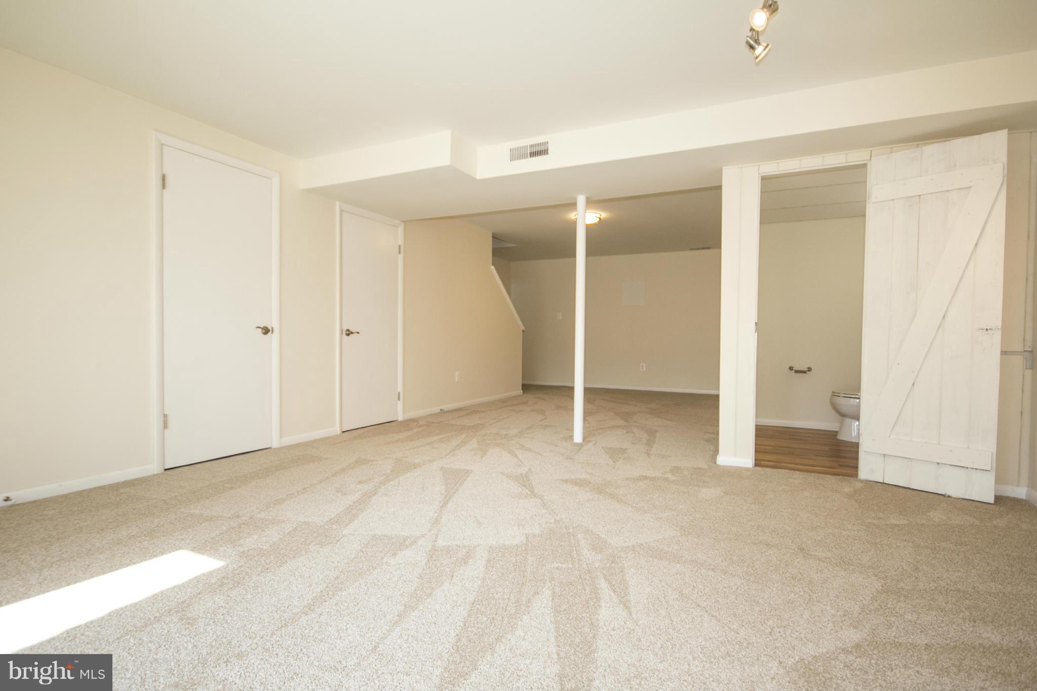 9921 Maidbrook Road Baltimore, MD 21234 - Photo 14 of 26 Family Room