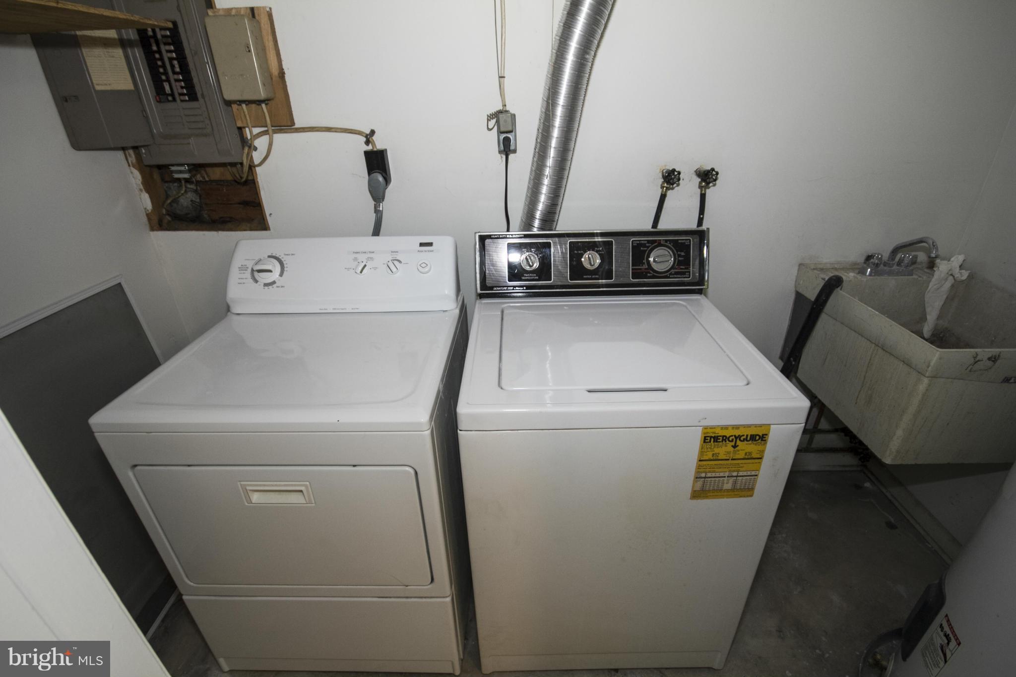9921 Maidbrook Road Baltimore, MD 21234 - Photo 17 of 26 Interior (General)