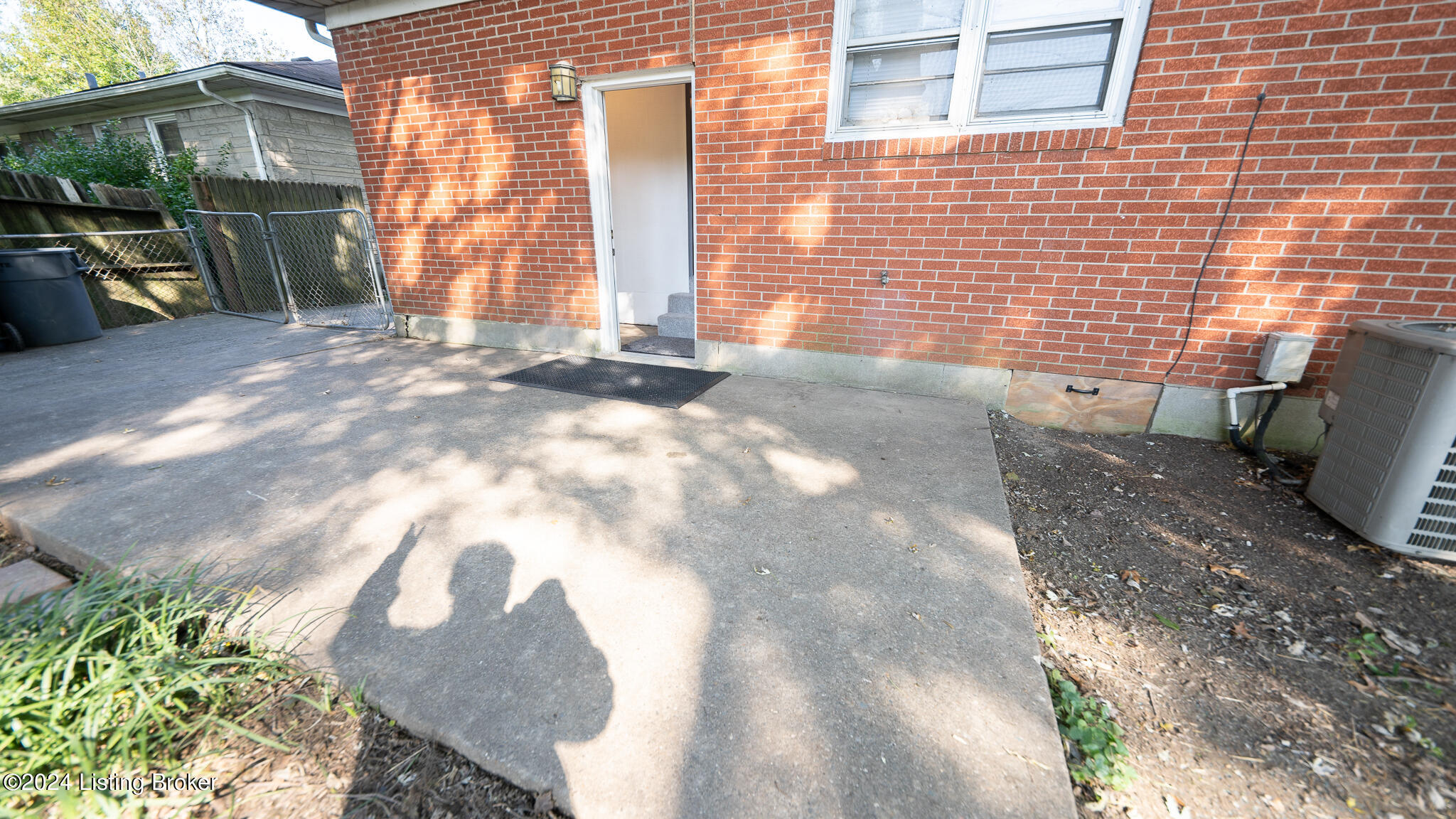 2408 Garrs Lane Louisville, KY 40216 - Photo 13 of 20 2408 Garrs Ln-13