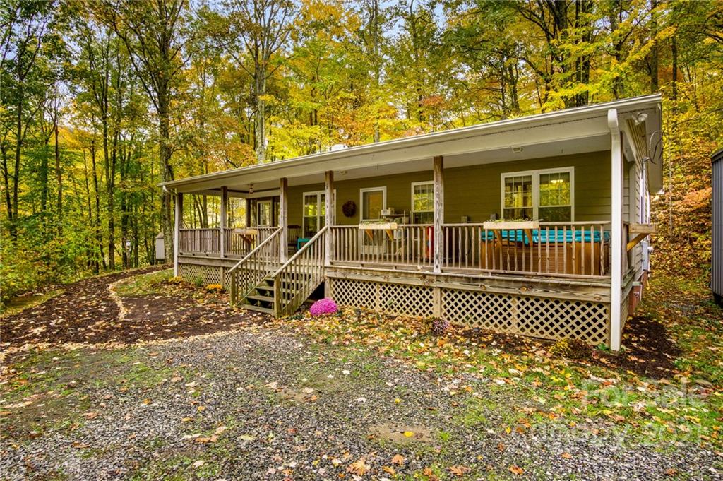 1119 Panther Branch Road Hot Springs, NC 28743 - Photo 2 of 25 Gallery Image 2