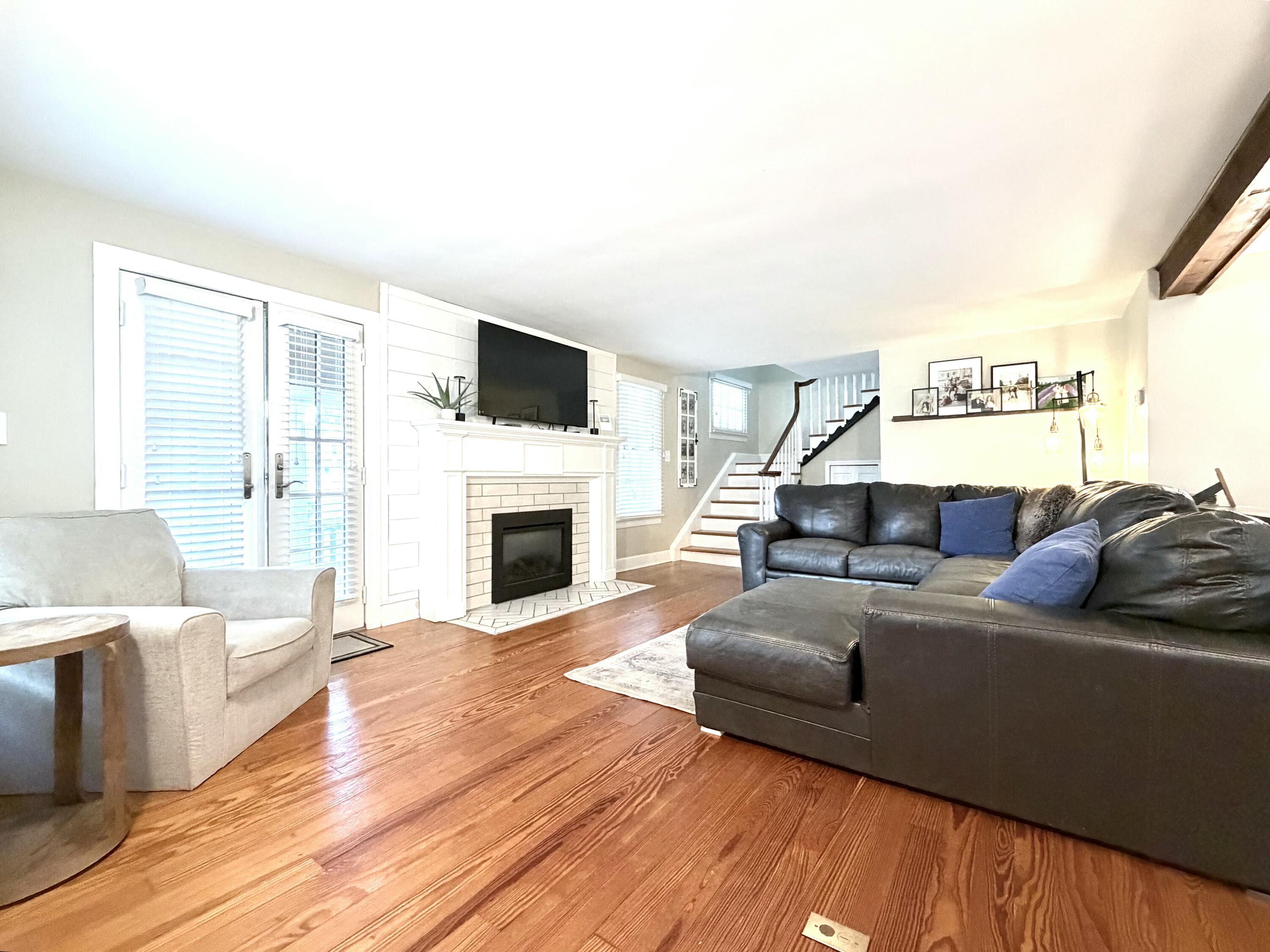 164 South Rawles Street Romeo, MI 48065 - Photo 12 of 45 IMG_8807