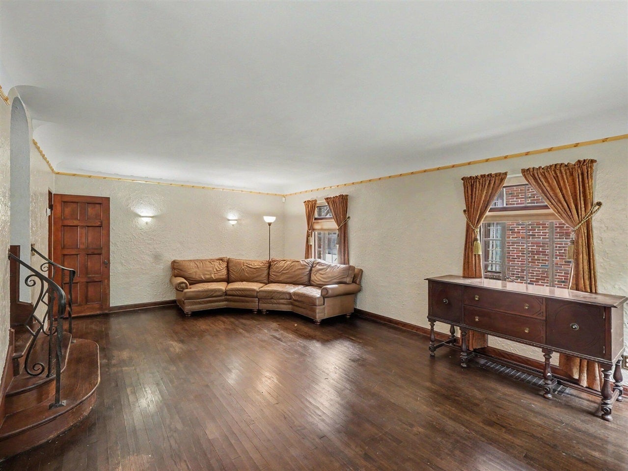 903 Briarcliff Road Jackson, MI 49203 - Photo 10 of 27 Gallery Image 10