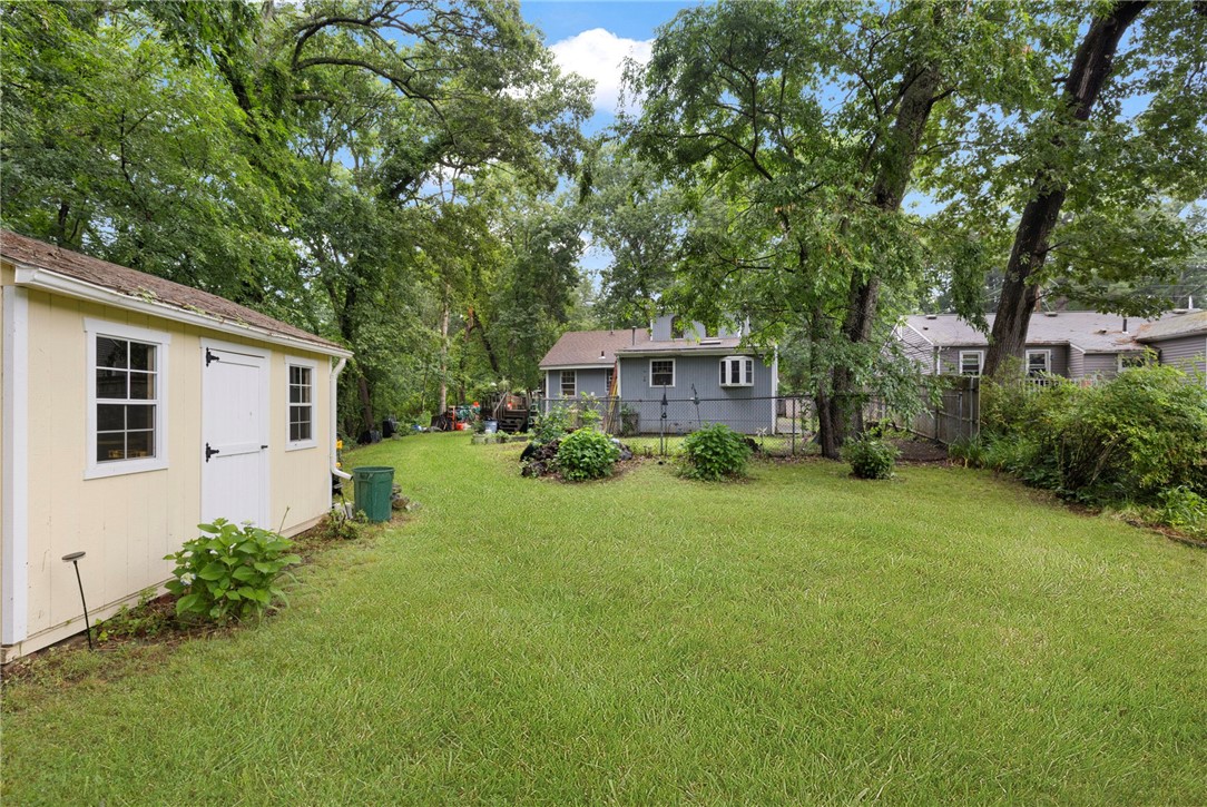 29 Weaver Road Johnston, RI 02919 - Photo 16 of 17