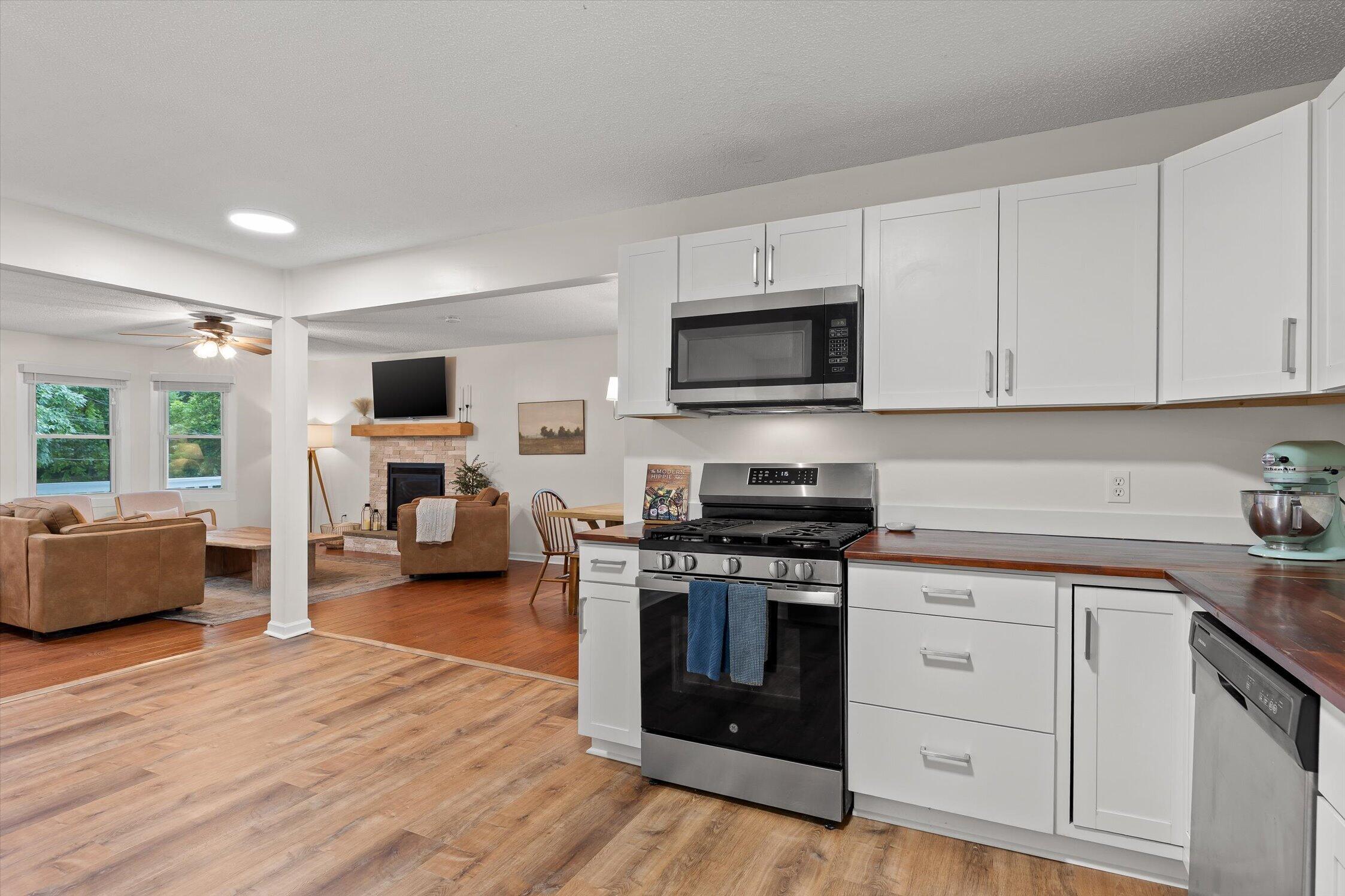 3329 Lookout Lake Road Chattanooga, TN 37419 - Photo 16 of 34 26-3329 Lookout Lake-26