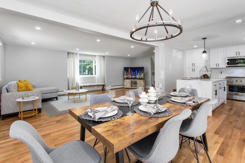 16 Hansom Road Andover, MA 01810 - Photo 1 of 34 Gallery Image 1