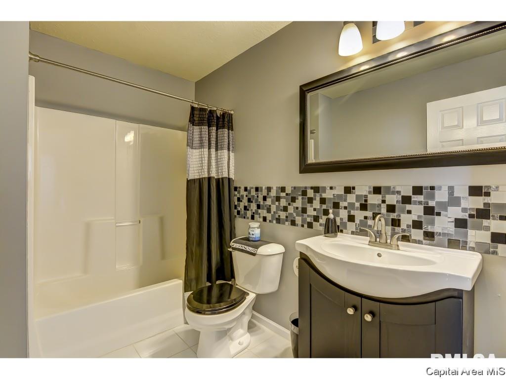 4000 Grimik Drive Springfield, IL 62707 - Photo 22 of 36 Gallery Image 22