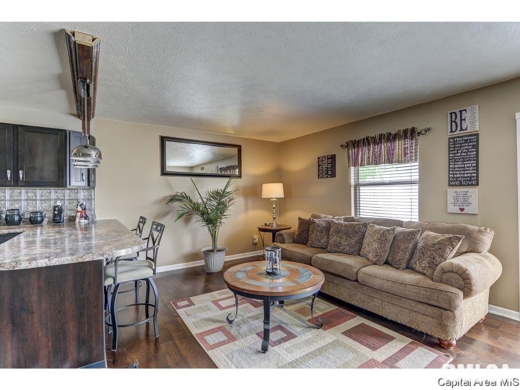 4000 Grimik Drive Springfield, IL 62707 - Photo 8 of 36 Gallery Image 8