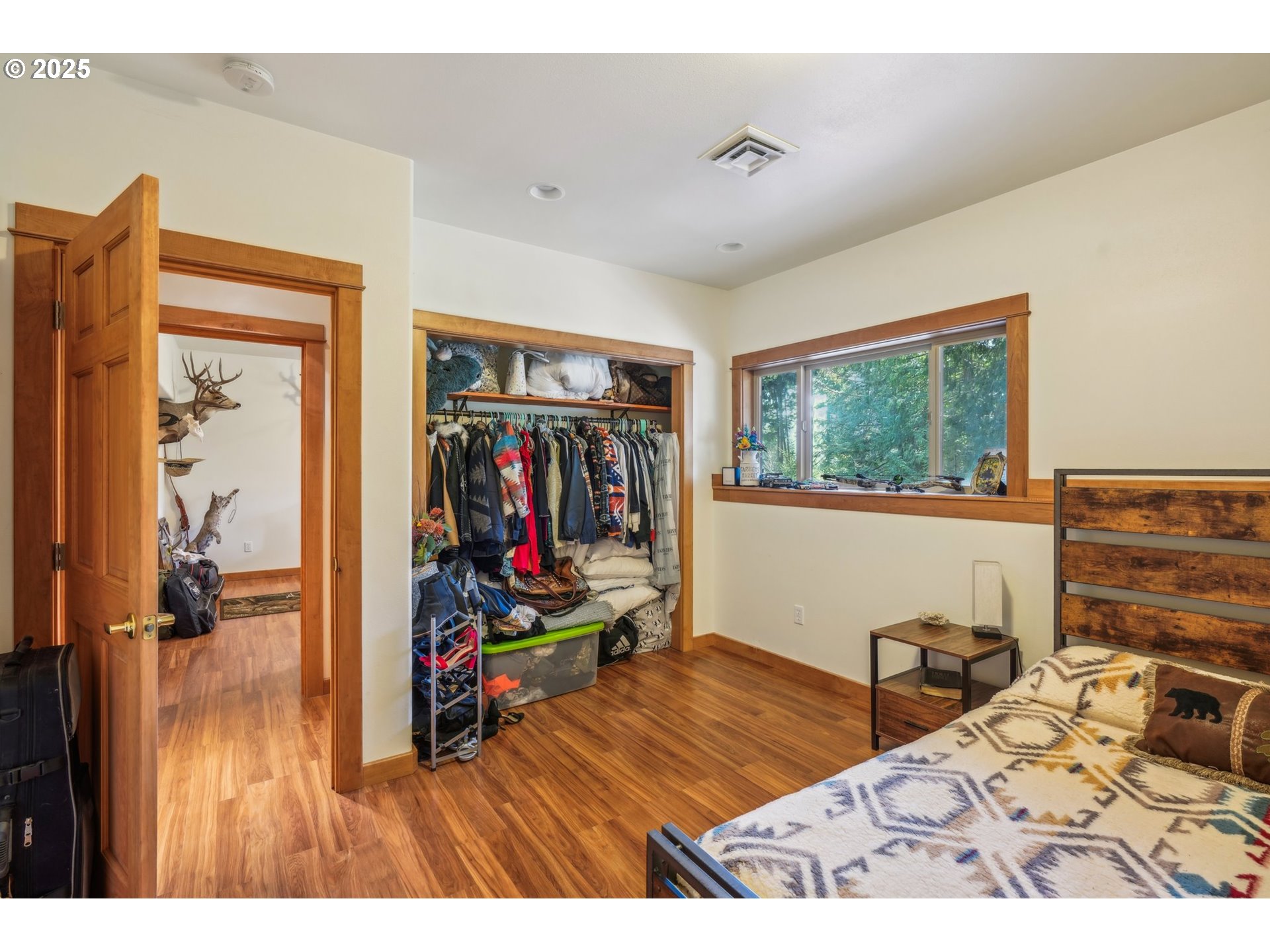 232 Upper Lakeview Rd Road White Salmon, WA 98672 - Photo 33 of 46 a view of a entryway with wooden floor