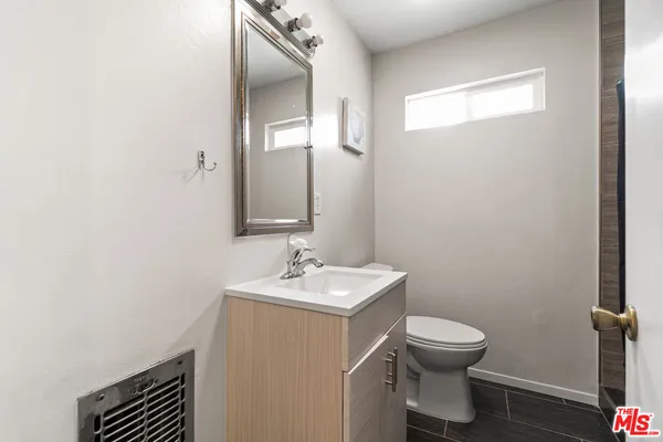 $879,900 | 13748 Sunburst Street, Arleta, CA 91331