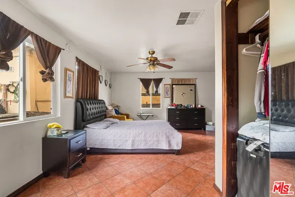 $879,900 | 13748 Sunburst Street, Arleta, CA 91331