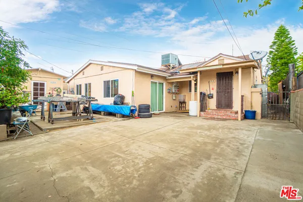 $879,900 | 13748 Sunburst Street, Arleta, CA 91331