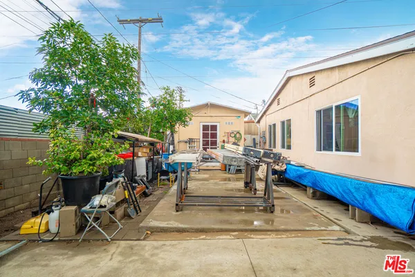 $879,900 | 13748 Sunburst Street, Arleta, CA 91331