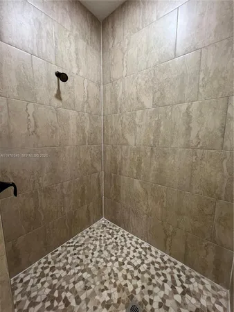 $2,300 | 1088 Saturn Court, LaBelle, FL 33935