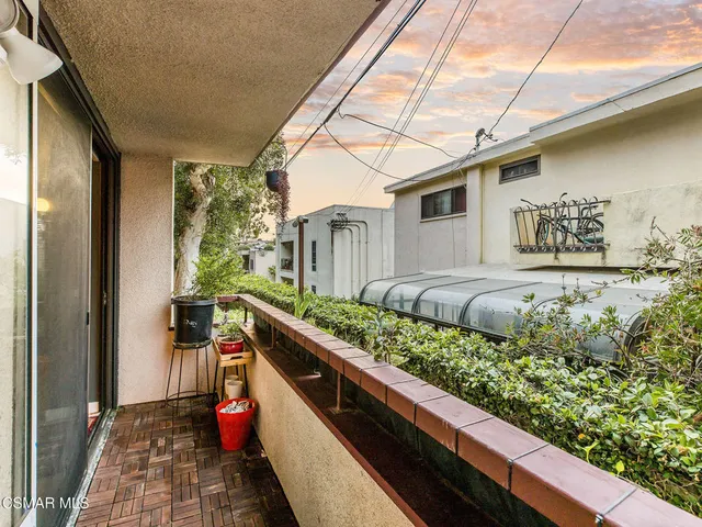 $790,000 | 8828 Pershing Drive, Unit 112, Playa del Rey, CA 90293