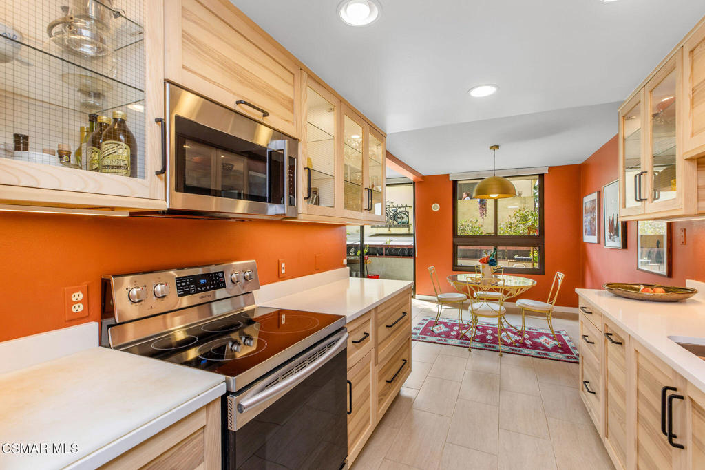 8828 Pershing Drive, Unit 112 Playa del Rey, CA 90293 - Photo 7 of 38