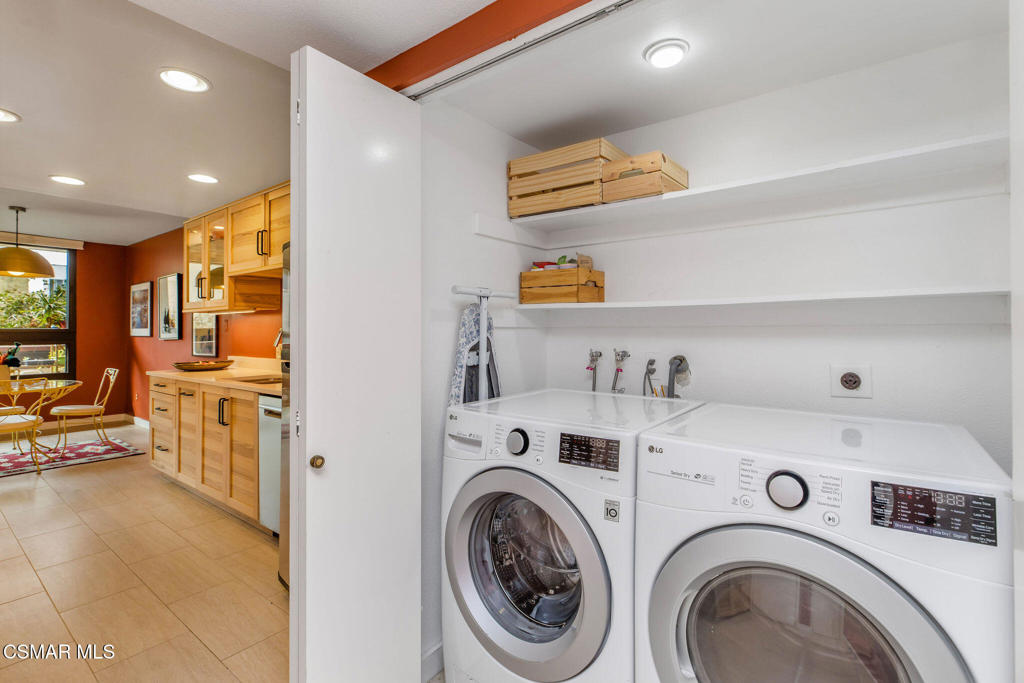 8828 Pershing Drive, Unit 112 Playa del Rey, CA 90293 - Photo 8 of 38