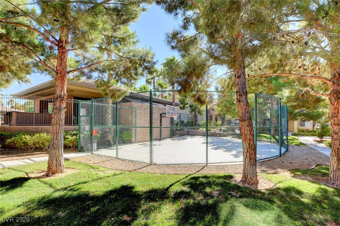9050 West Warm Springs Road, Unit 1164 Las Vegas, NV 89148 - Photo 38 of 52 Basketball court
