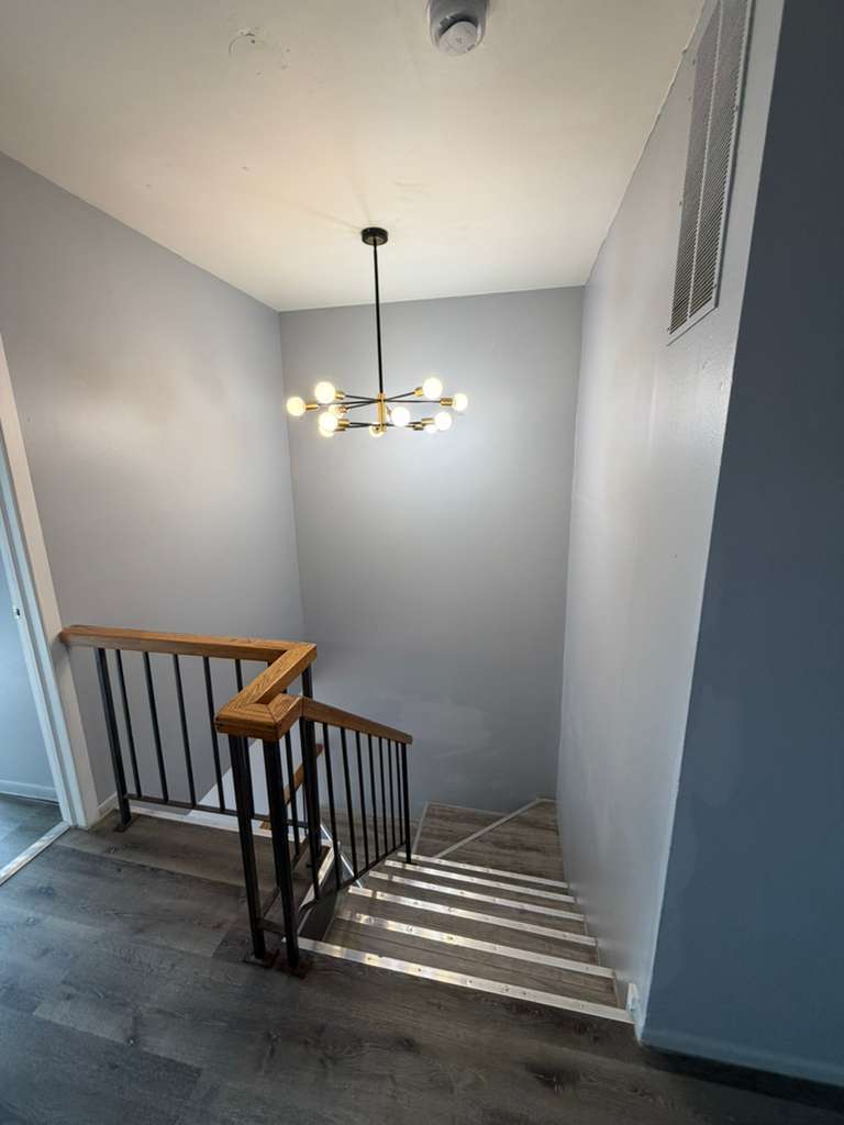 1612 Islandview Court Hoffman Estates, IL 60169 - Photo 12 of 21